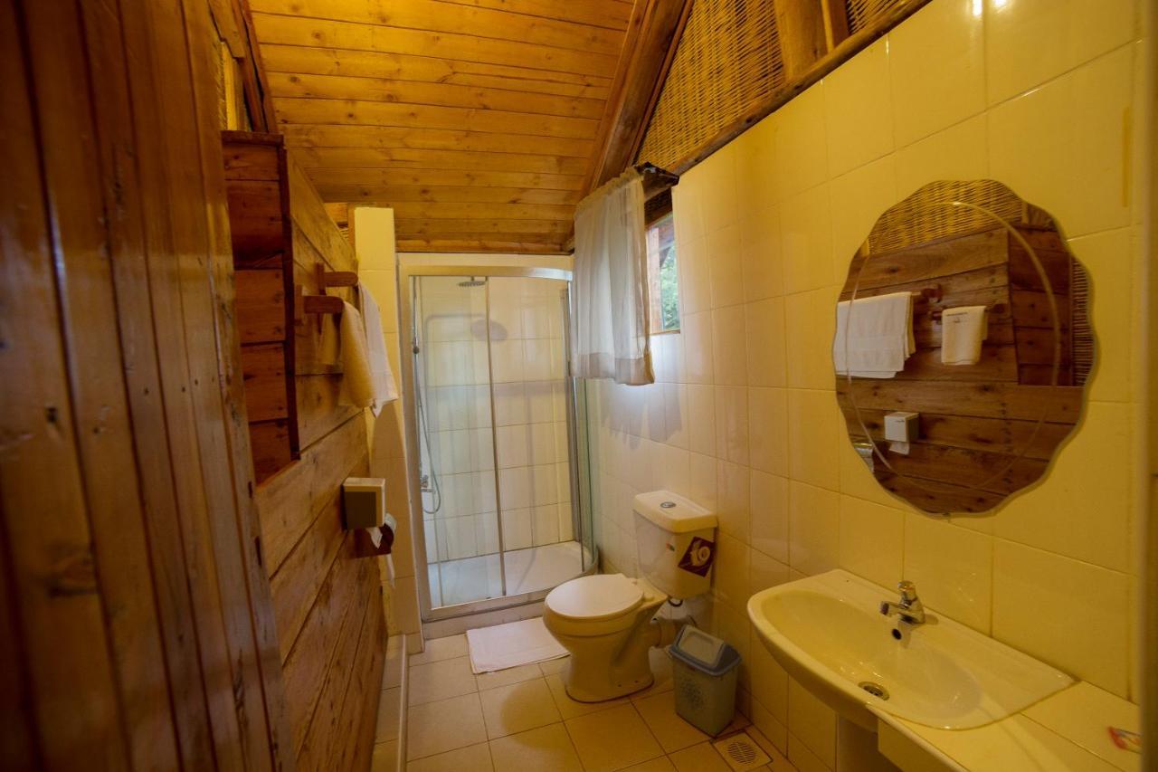 Lake Bunyonyi Eco Resort Chabahinga Exterior photo