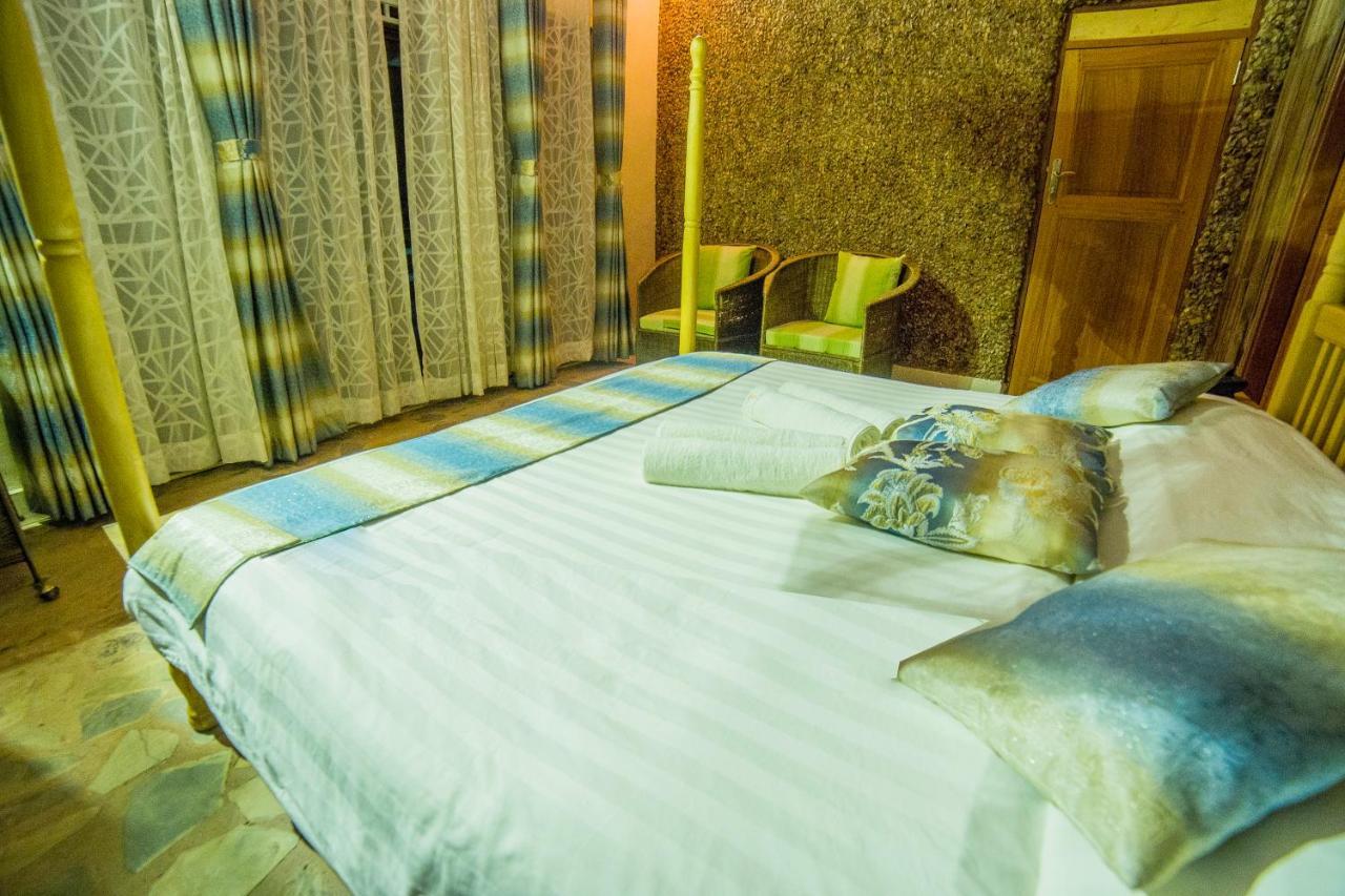 Lake Bunyonyi Eco Resort Chabahinga Exterior photo
