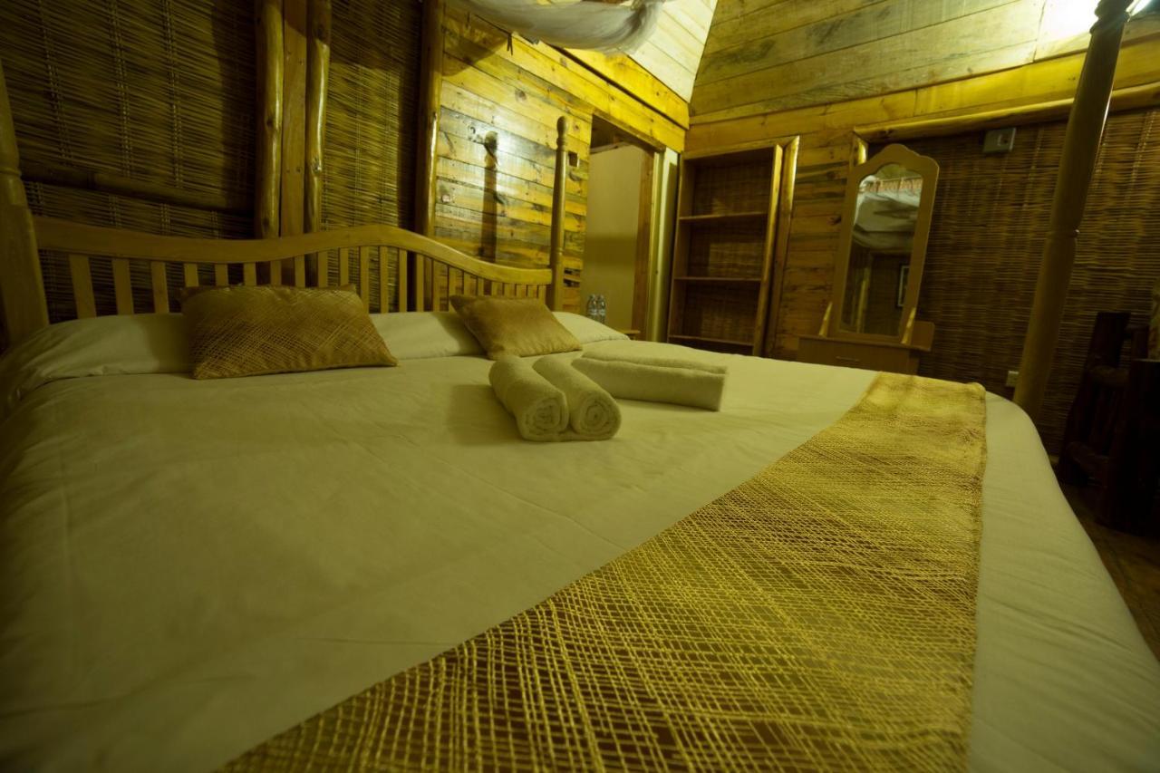 Lake Bunyonyi Eco Resort Chabahinga Exterior photo