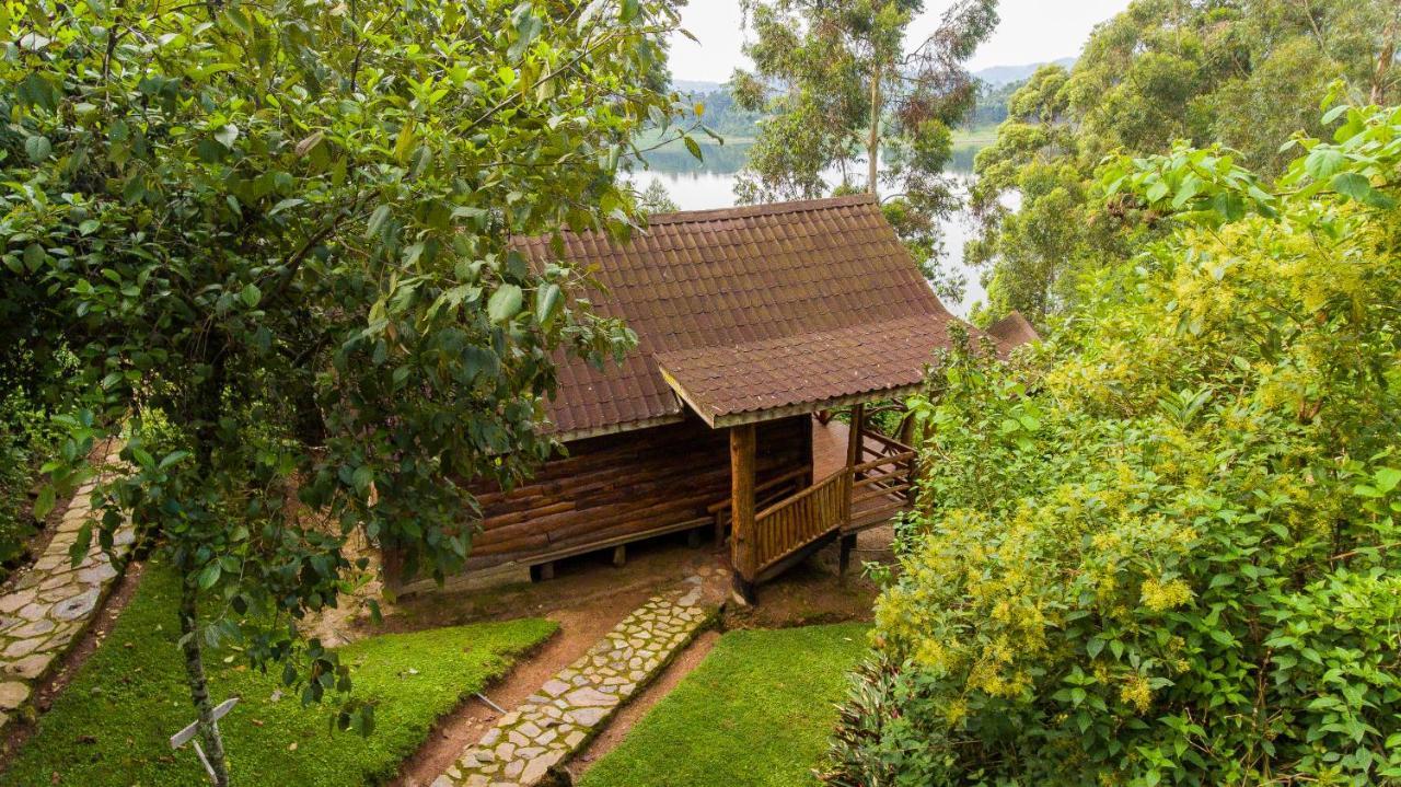 Lake Bunyonyi Eco Resort Chabahinga Exterior photo