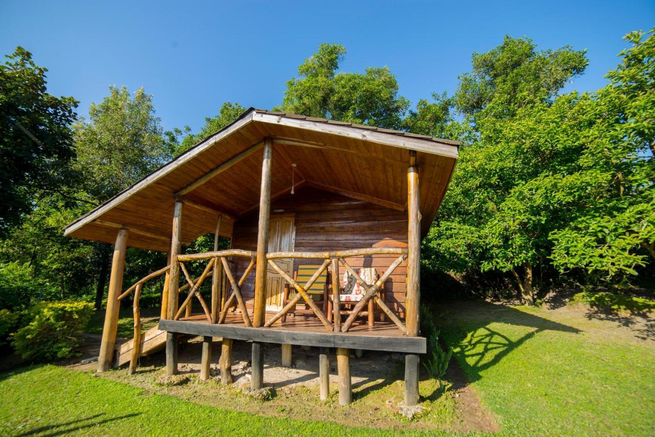 Lake Bunyonyi Eco Resort Chabahinga Exterior photo