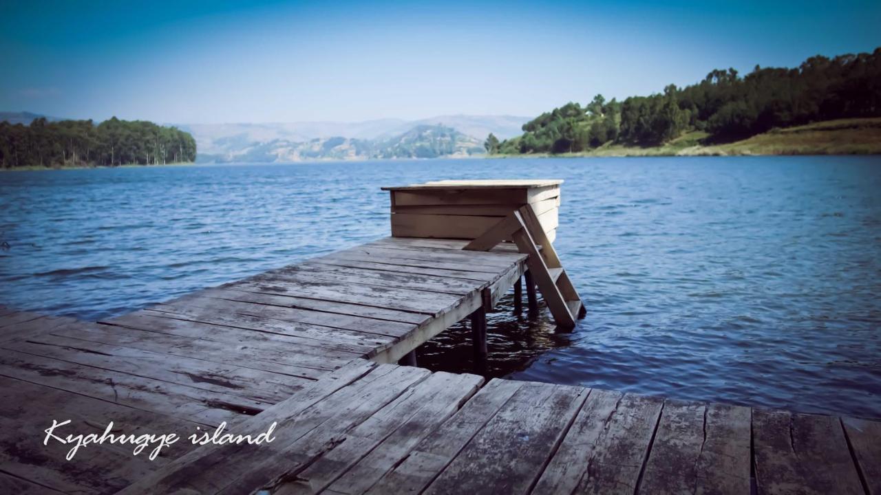 Lake Bunyonyi Eco Resort Chabahinga Exterior photo